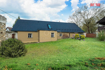 Prodej rodinného domu, 265 m², Vonoklasy, ul. Na Návsi - 14