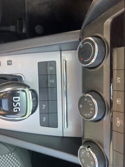 Octavia 3 1.6 TDI 81 KW DSG - 14