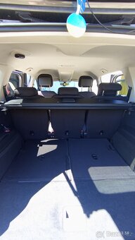 Volkswagen Touran - 14