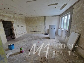 Prodej rodinného domu s velkou zahradou 2.302 m2. Mělník - V - 14