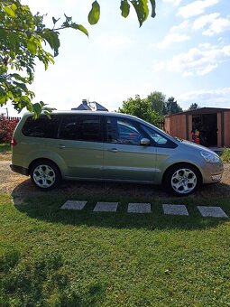 Ford Galaxy 2,0 TDCi 103kw, automat, 7-míst - 14