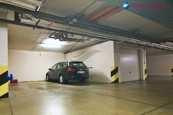 Pronájem bytu 64 m² s terasou 100 m² - 14