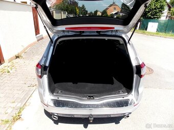 Ford Mondeo 2,2 TDCi 147kW KOMBI TITANIUM 1.majitel - 14