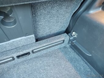 Prodám VW Golf Plus 1.9 TDI, Bluemotion, rok 2009 - 14