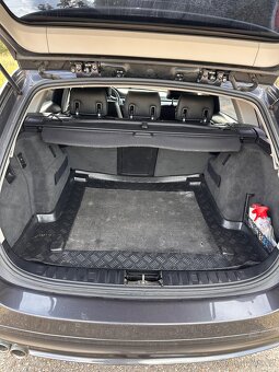 BMW e91 najeto 195xxx  330xd - 14