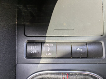 Volkswagen Golf, GTI 2.0 TSI 155 kW - manuál - 14