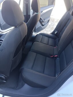 AUDI A4 AVANT - 14
