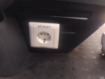 Volkswagen Transporter T5 2.0TDI - 14