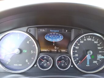VOLKSWAGEN TOUAREG 3.0 TDI DSG DPH,ČR,NAVI, 176kW - 14