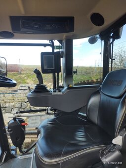 JCB Fastrac 8330 - 14