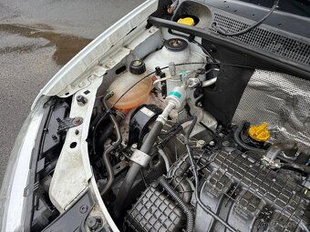 DACIE SANDERO 1.0 54kw 2019 ČR - 14