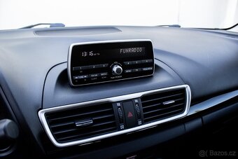 Mazda 3 1.5 Skyactiv 74kW 2016 / AJ NA SPLÁTKY / PROTIÚČET / - 14
