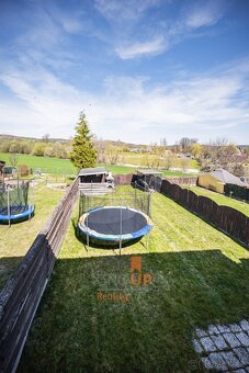 Prodej rodinného domu o rozloze 190 m², ulice Za Klášterem - - 14