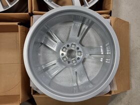originál alu AUDI Sport - RS3 BBS 8x19" 5x112 ET42 R19 - 14