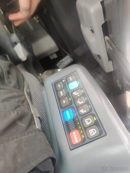 Pásový minibagr DOOSAN DX85R-3 - 14