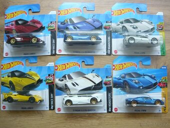 AUTÍČKA HOT WHEELS - 14