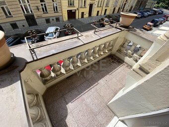 Jedinečný  byt 4+kk, 126m2/B/T - Praha - Smíchov - 14