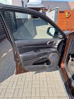 Jeep Grand Cherokee 3.0 V6 SUMMIT - 14