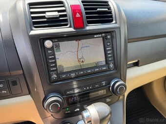 Honda CR-V 2.2 i-DTEC 110kW Executive 4x4 Automat / ČR - 14