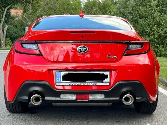 TOYOTA GR86 2.4 6MT - TOP - 14