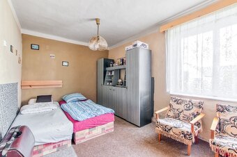 Prodej rodinného domu k rekonstrukci Lučina - 14