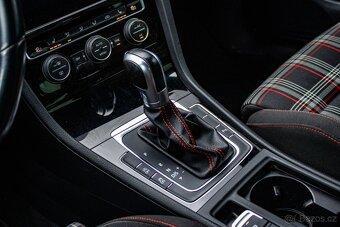 Volkswagen Golf 2.0 TSI BMT GTI DSG ZÁRUKA 1 rok / 20 000km - 14