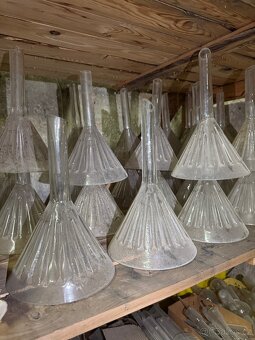 Laboratorní sklo - 14