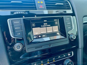VW Golf VII R 2.0TSI 221kW DSG 4M VÝHŘEV Senzory 1. majitel - 14