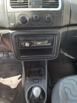 Škoda Fabia 1.4MPI  - jen 77tis km,10/2008,krásný stav - 14