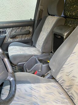 TOYOTA Land Cruiser LC 90 - 14