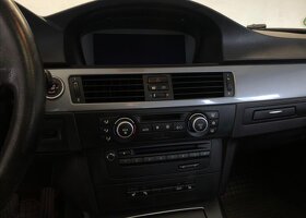 BMW 320 i, LCI,sedan - 14