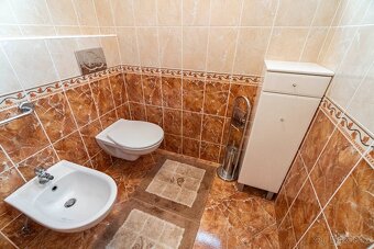 Prodej rodinného domu Lukov - 14