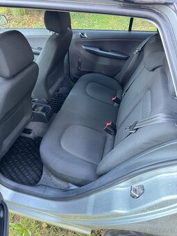 Škoda Fabia 1.4i 55Kw, Klima - 14