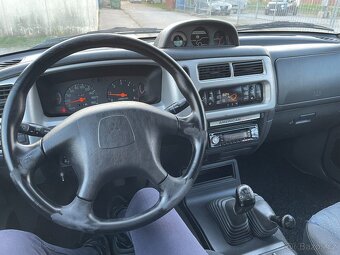Mitsubishi L200 2,5 TD - 14
