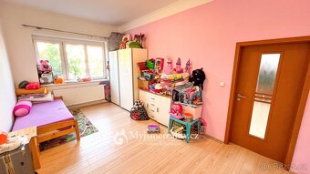 Prodej rodinné domy, 370 m2 - Znojmo - Oblekovice - 14