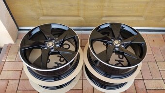 ALU kola ŠKODA SCALA 5x100 R17 letní sada 205/50 r17 NOVÉ - 14