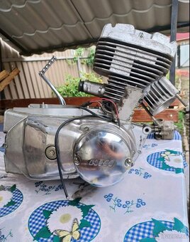 Originální nový motor na IŽ Jupiter IŽ Planeta IZH IŽ350 - 14