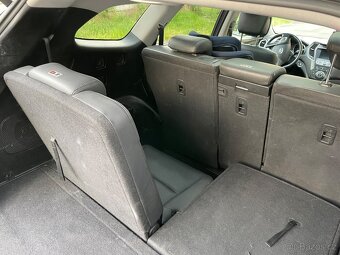 Hyundai Grand Santa Fe 2.2 CRDi 147 kW 4x4 AT, 7 míst - 14