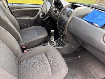 Dacia Duster 1,5dCi 4x4 ZAMLUVENO do 16.7.25 - 14