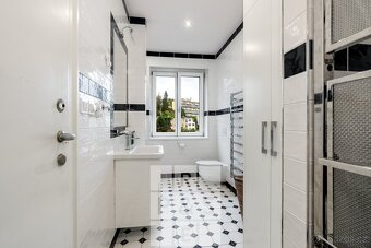 Prodej bytu 3+1 98 m² + zahrada 591  m², Praha - Smíchov - 14