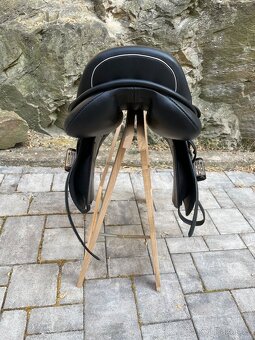 SKOKOVE SEDLO KENTAUR PERSEUS SP POSEDLI 17,5 KOMORA 2 - 14