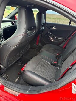 Mercedes-Benz CLA 45 AMG - 14