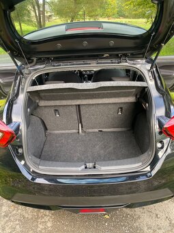 Nissan Micra 1.0 - 14