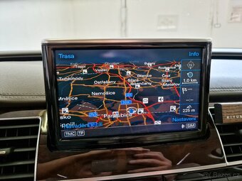 Audi A8 L 3.0 TDi Quattro Tiptronic 190kw-ACC-Navi-Matrix-ČR - 14