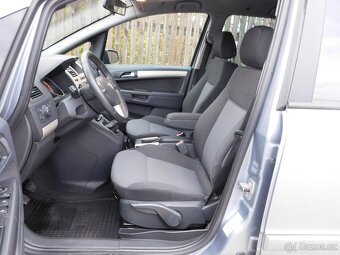 Opel Zafira 1.9 CDTi,,7 míst,,tažné zařízení,,NOVÉ ROZVODY - 14