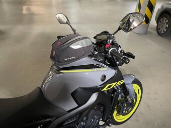 Yamaha MT-09 - 14