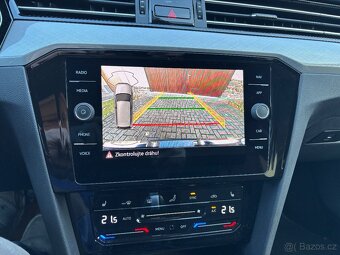 VW Passat Variant 2.0 TDI 110kW DSG - 14