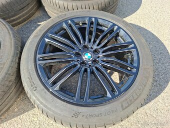 Original sada 19" BMW 5 G30 style 664M-POWER - 14