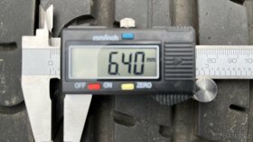 Letní pneu PIRELLI P ZERO MO 235x50 R19 99W - 999 Kč/2 ks - 14