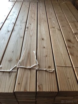 Dřevo- Plotová modřínová prkna plotovka plaňky na plot - 14
